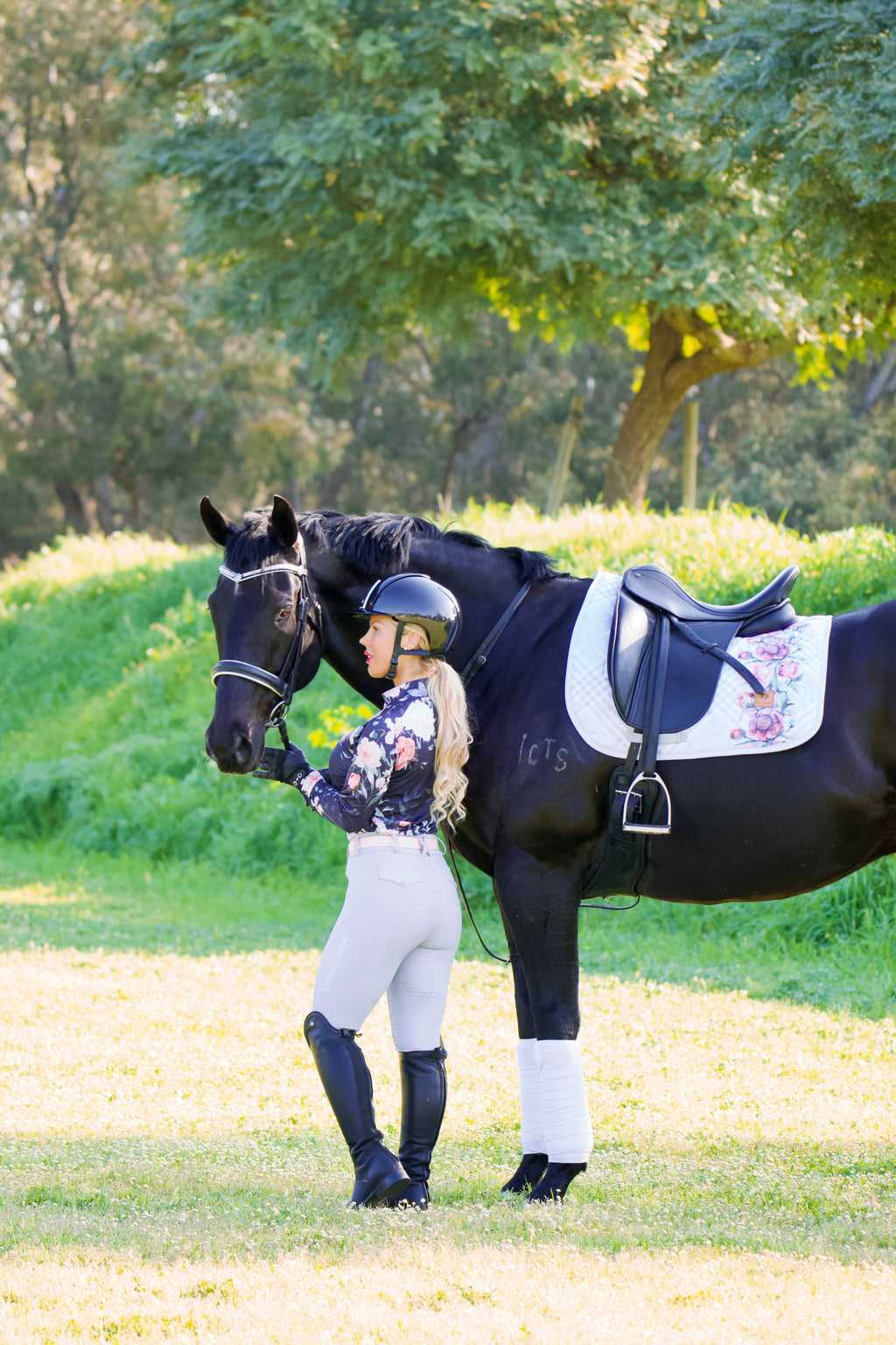 Light Grey Equestrian Hybrid Breeches – Stretch & Silicone Grip | Bello Cavalli