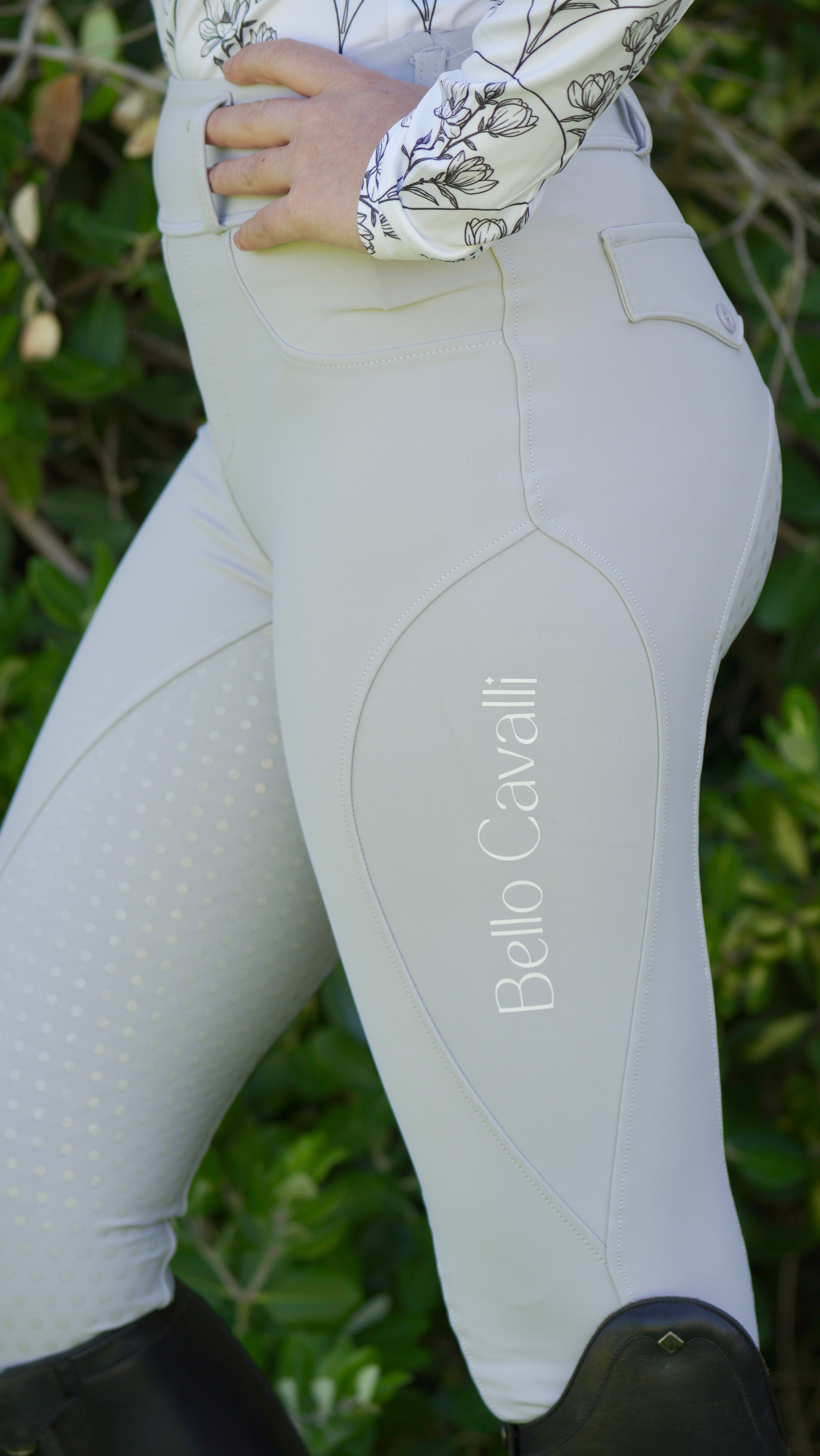 Light Grey Equestrian Hybrid Breeches – Stretch & Silicone Grip | Bello Cavalli